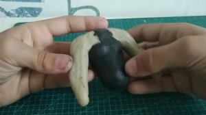 ЛЕПЛЮ СКОРПИОНА из игры МОРТАЛ КОМБАТ 11 из пластилина!!!