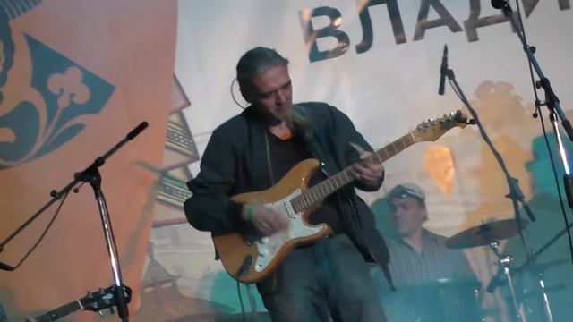 Мила Кикина и "Калитку Прикрой" - Во поле орешина @ Владимирский парк 15.05.2016 смотреть онлайн
