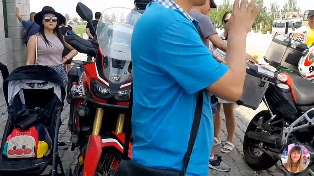 Туристы из Китая смотреть онлайн