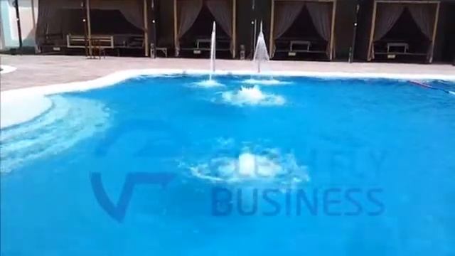 Подводный фонтан! Бассейна. смотреть онлайн