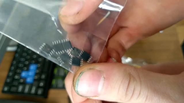 BGA ddr reball/TM-902C/MX25L3205/molex на 8pin PCI-E смотреть онлайн