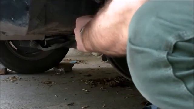 CAMBIO DE PASTILLAS DE FRENOS TRASERAS DE "NISSAN TIIDA" смотреть онлайн