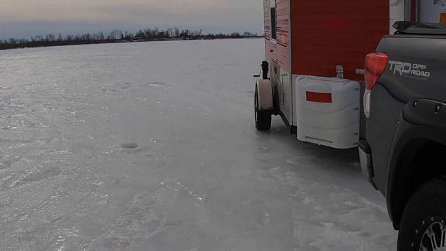 Ice fishing adventure 2023 with our fish house || Driving in frozen lake in Wisconsin USA. смотреть онлайн