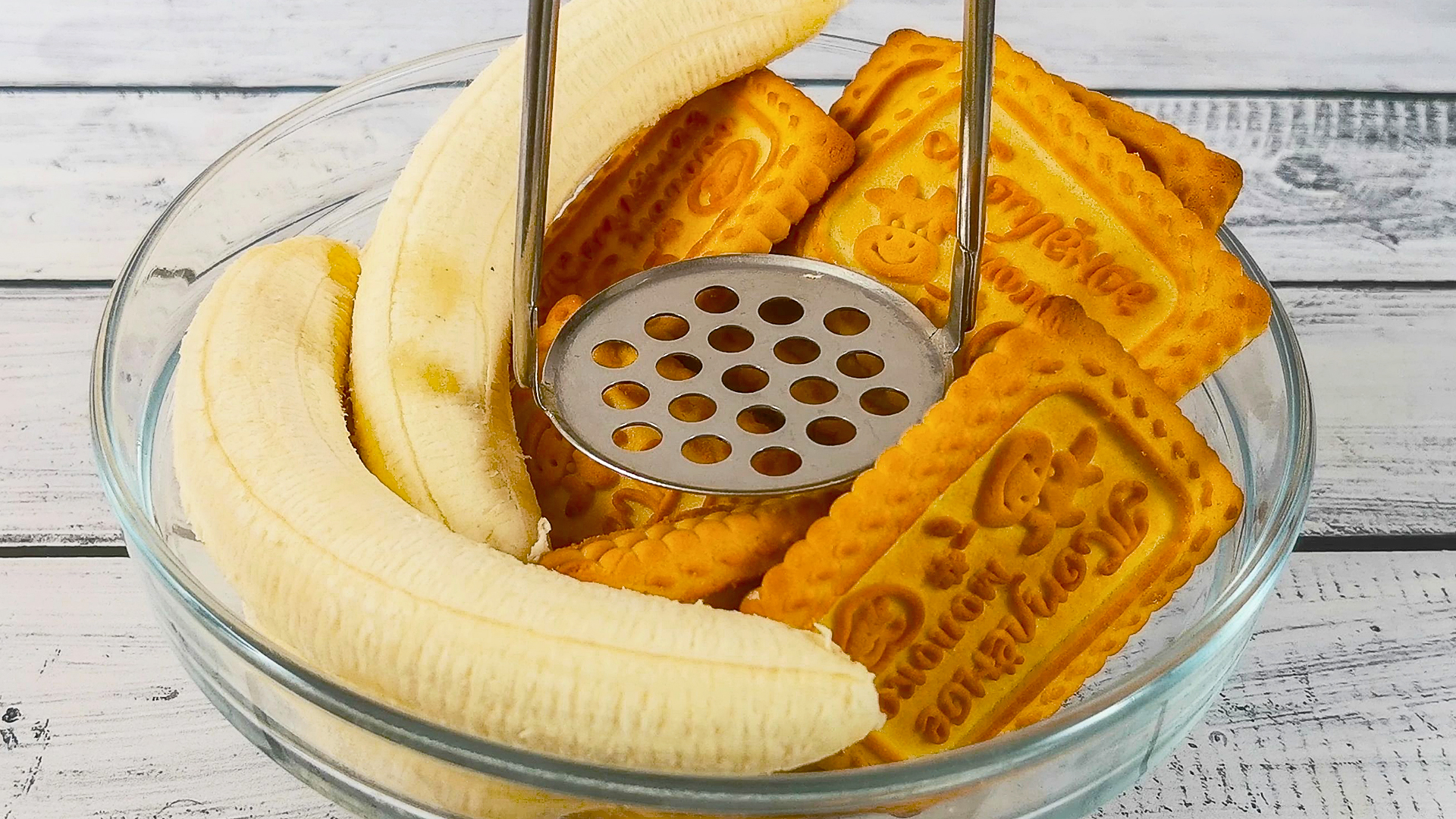 Вкусный десерт из печенья за 5 минут. Всего три ингредиента смотреть онлайн