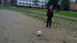 Футбол. Кручение мяча. Обучение крученому удару.