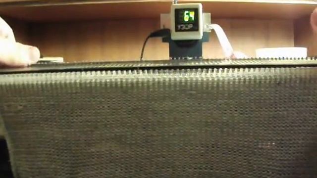 Шапочка "Конверт" на вязальной машине Нева-5 смотреть онлайн