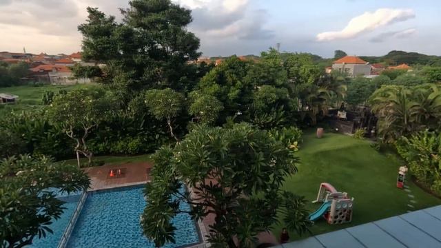 Обзор отеля на лучшем курорте Бали! Hotel Santika Siligita Nusa Dua смотреть онлайн