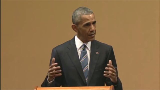 President Obama and Cuban leader Raul Castro answer questions смотреть онлайн