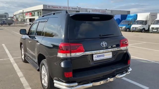 Toyota Land Cruiser 4.5d AT (249 л.с) 4WD 2016 смотреть онлайн