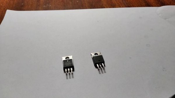 как устроен транзистор { how the transistor works }