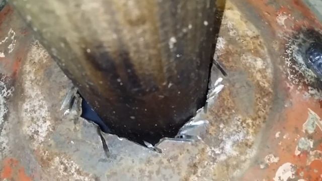 Запуск БУБАФОНИ помещении гаража смотреть онлайн