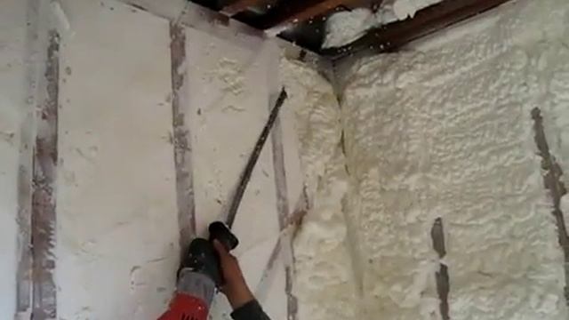 Обрезка излишков ППУ электропилой смотреть онлайн