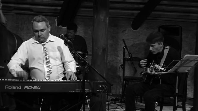 A.V. Prof's Band - I Can't Stop Lovin' You смотреть онлайн