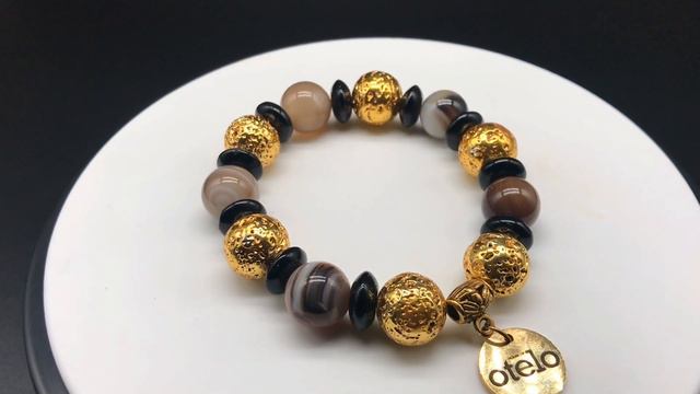 Gold Desert Storm Bracelet смотреть онлайн