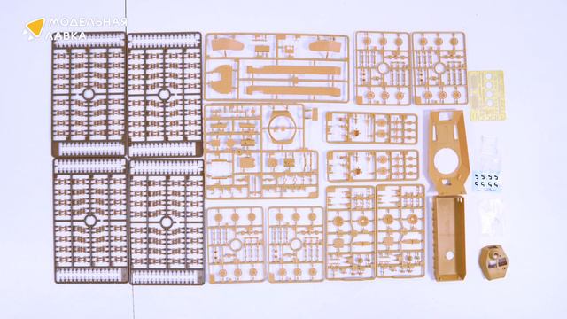 Распаковка сборной модели Finnish T-50 Tank от производителя Hobby Boss. смотреть онлайн