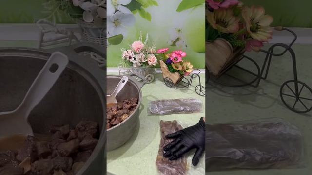 Заготовка и заморозка готового мяса порционно, а как храните вы? #заготовки #мясопорционно #shorts смотреть онлайн