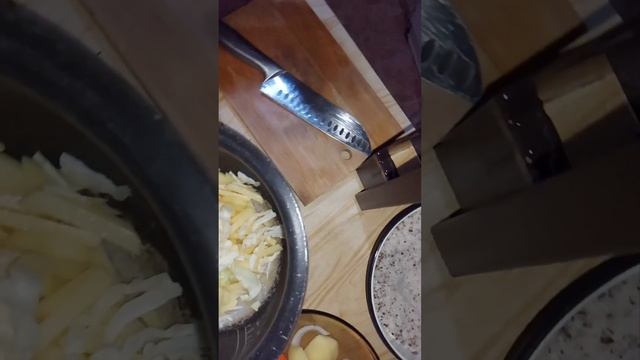 Суп с капустой и фасолью