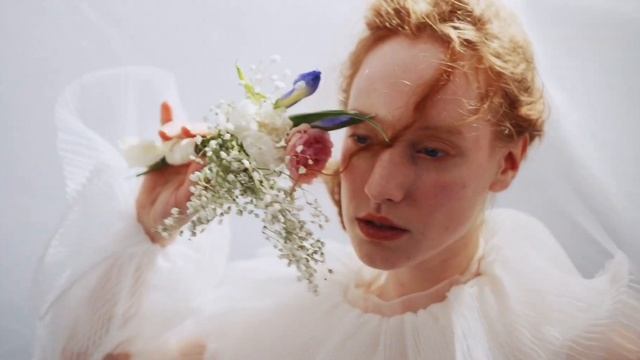 Свадебные салоны UNIRENTER Прокат и Продажа. В каждом салоне более 3500 платьев смотреть онлайн