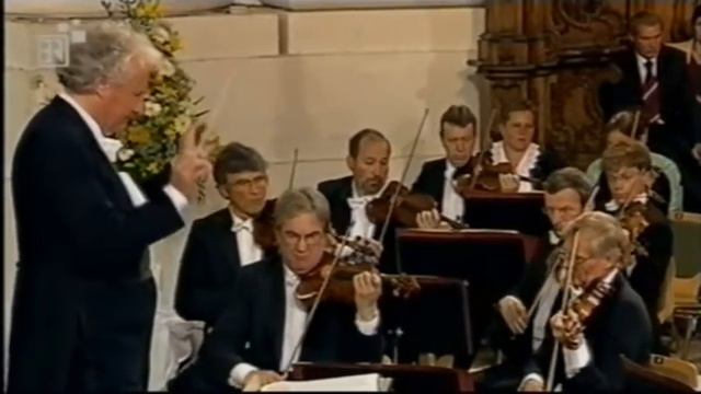 Anton Bruckner - Symphonie Nr.9 d-moll (SO BR, Sir Colin Davis) смотреть онлайн