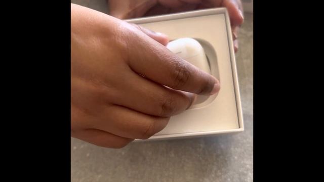 AirPods Pro (2nd generation) unboxing смотреть онлайн
