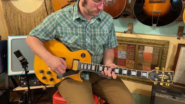 1976 Gibson Les Paul Custom electric guitar смотреть онлайн