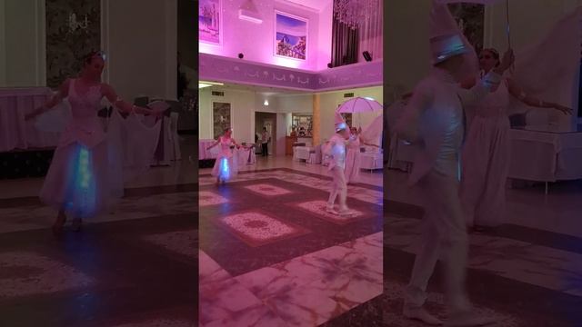 первый танец жениха и невесты смотреть онлайн