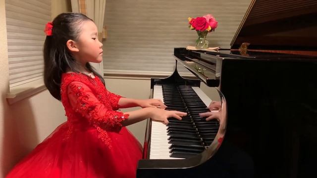 To a Wild Rose from Woodland Sketches by Edward MacDowell Op. 51, No. 1 (Adele 5 Yrs) смотреть онлайн