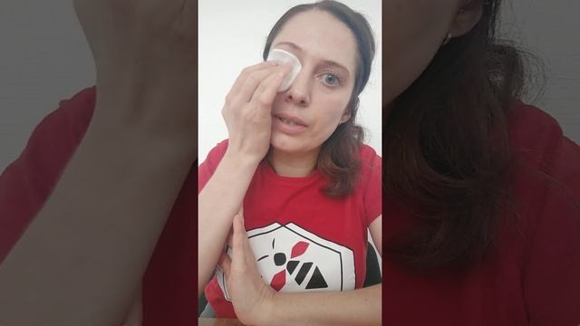 Как снять макияж с глаз легко?! смотреть онлайн