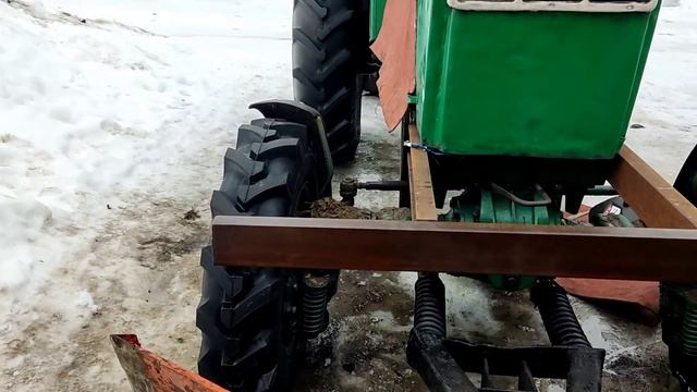 Передний отвал на Т-40АМ. Изготовление кронштейнов и установка на трактор! смотреть онлайн