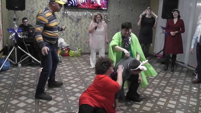 Фестивалим Новый год в отеле"Данков" смотреть онлайн