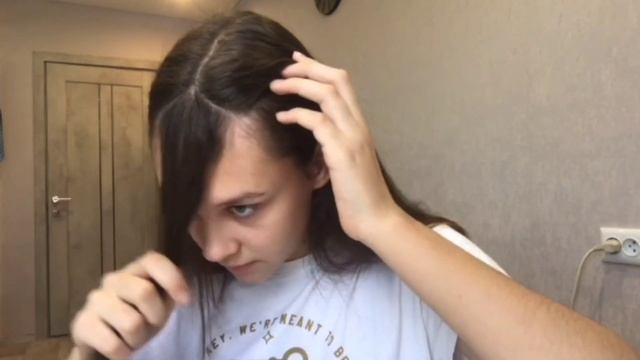 Как подстричь КОРЕЙСКУЮ ЧЕЛКУ/ сама стригу  челку как у кореянок/ КОРЕЙСКАЯ ЧЕЛКА