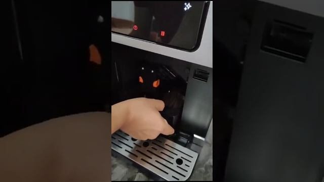 Beko CEG 7304 X Tam otomatik espresso makinesi смотреть онлайн