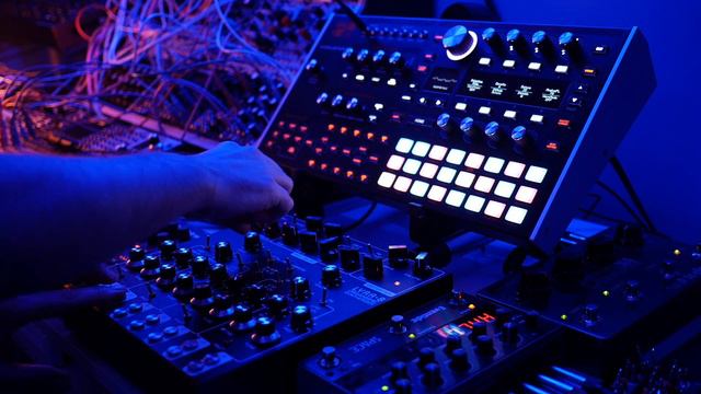 Live Stream // Lyra-8, Hydrasynth, Digitakt смотреть онлайн