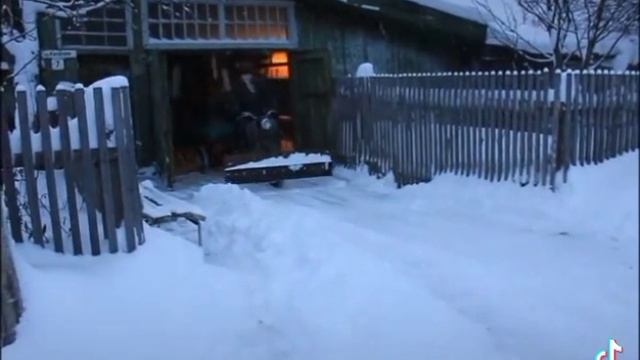 2021-12-26-213215239.mp4