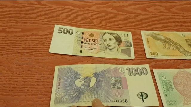 Czech crowns.Exterior view. Banknotes. פראג.כתרים צ'כיים. Чешские кроны.Внешний вид. смотреть онлайн