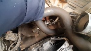 Не крутит стартер,стартер трещит,заводит через раз,втягивающее реле трещит .Не заводится что делать