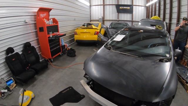 Budget Build Honda Civic From Auction IAA . Prep and Paint Part 3 смотреть онлайн