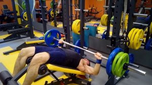 Жим штанги головой вниз