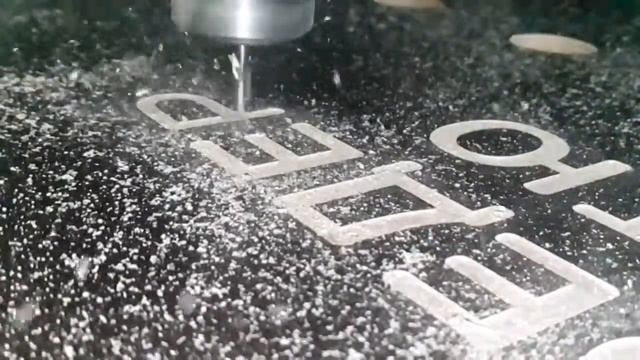 Гравировка надписи на фанере 960 кадров в секунду смотреть онлайн