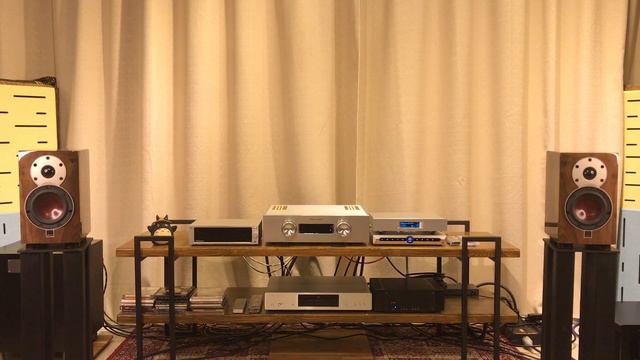 Dali Menuet SE with Lumin U1 Mini, Matrix Audio X Sabre Pro (MQA) and Benchmark AHB2 - Air Supply смотреть онлайн