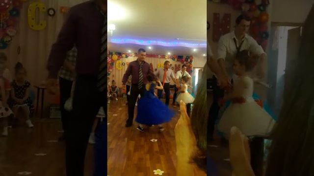 СТИЛЯГИ Выпускной "Капитошка" смотреть онлайн