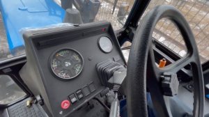 Трактор Беларус 82.1 фронтальный погрузчик TURS 1000, джойстик, челюстной ковш, щетка МК7 с поливо