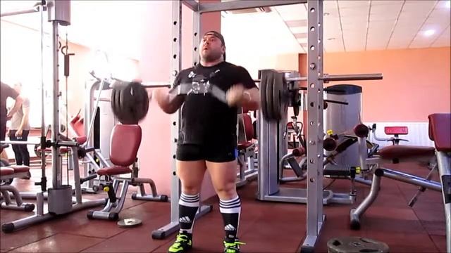 Подьем на бицепс 70 кг на 17 раз - Ламонов Владимир. Штанга на бицепс 70 кг