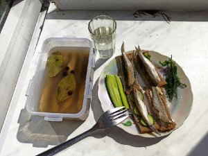 Отличный рецепт из рыбки Уклейки. Уклейка пряного посола. Рыбка семейства карповых и очень вкусная.