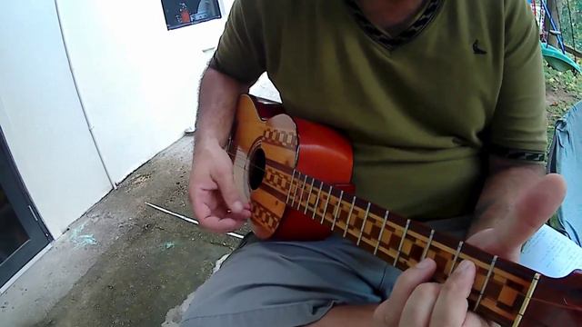 Somewhere Over the Rainbow Ukelele "IZ" Version смотреть онлайн