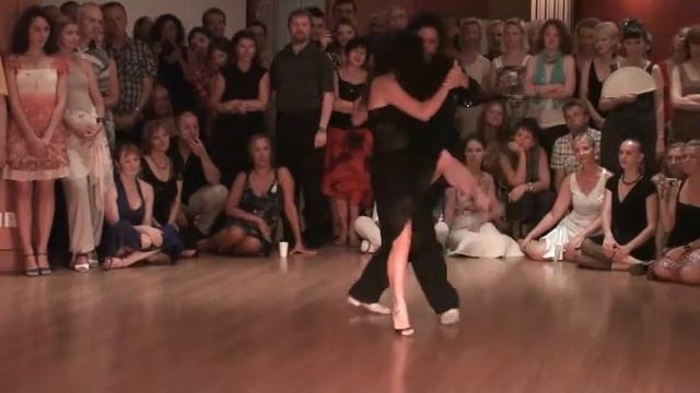 Leandro Furlan y Gaia Pisauro 1/4 (August 26, 2011) смотреть онлайн