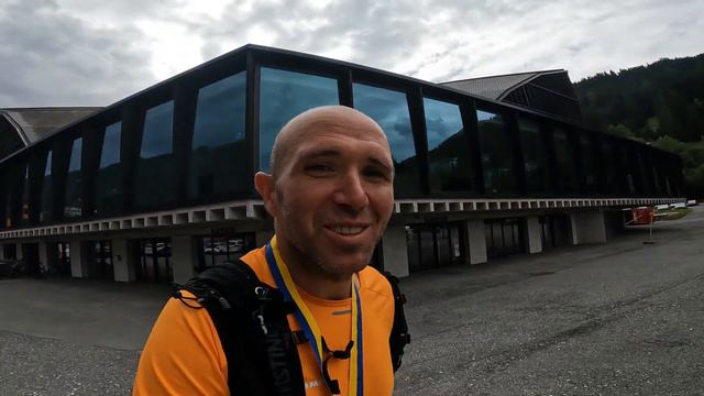 Бягащият подкаст с Шаби в Давос смотреть онлайн