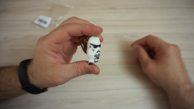 White Soldier Key Ring Pendant 4cm смотреть онлайн