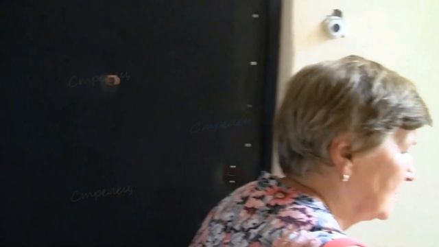 Компания РосДеньги угрожает семье москвичей смотреть онлайн