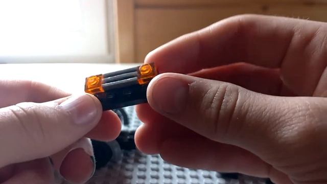 Собираем из лего машину Dodge Доминика Торетто из серии фильмов 'Форсаж' смотреть онлайн